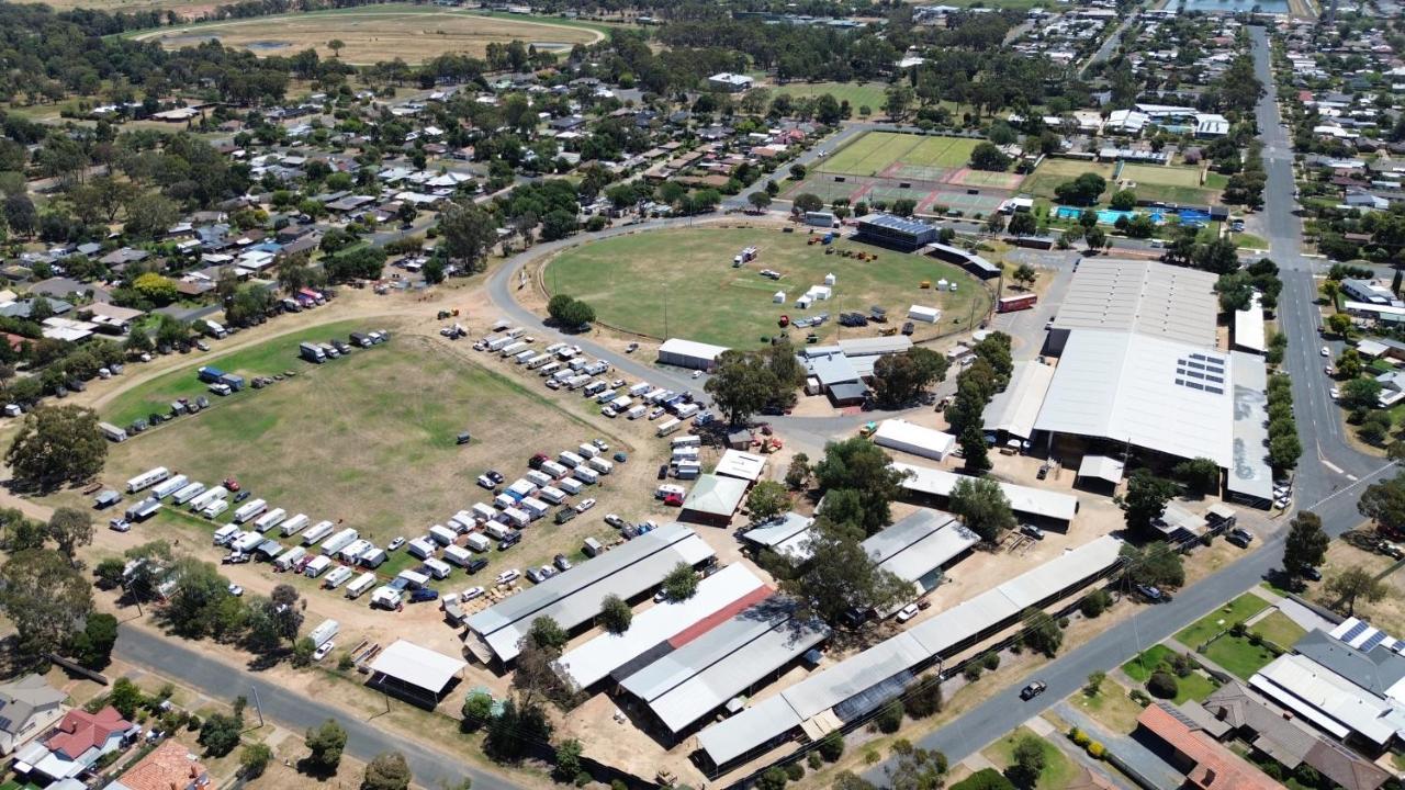 Tatura Country Motel Eksteriør bilde